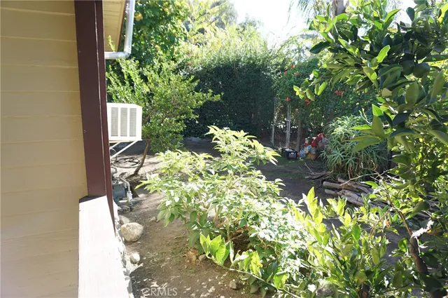 $3,399 | 3948 Pennsylvania Avenue, Glendale, CA 91214