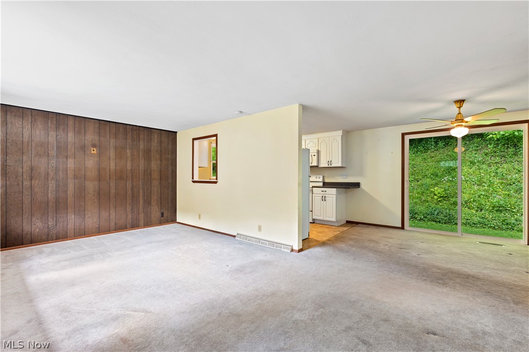 68282 Patterson Road Bridgeport, OH 43912 - Photo 4 of 32 Gallery Image 4