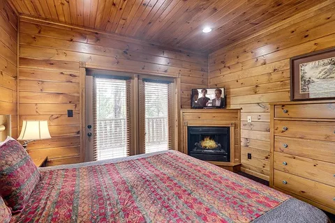 $925,000 | 821 Great Smoky Way, Gatlinburg, TN 37738