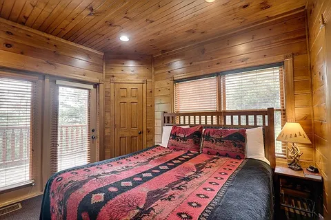 $925,000 | 821 Great Smoky Way, Gatlinburg, TN 37738