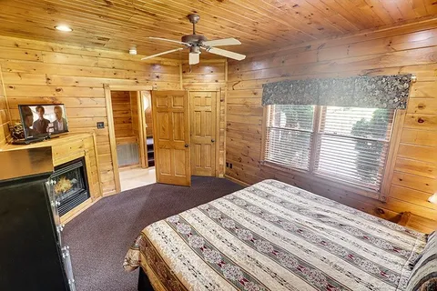 $925,000 | 821 Great Smoky Way, Gatlinburg, TN 37738