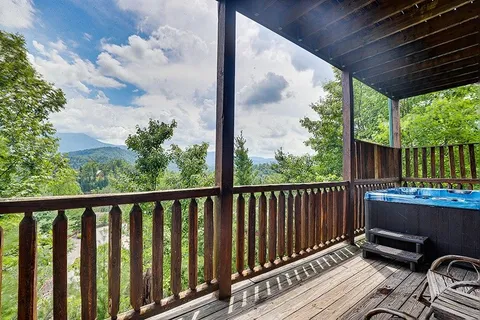 $925,000 | 821 Great Smoky Way, Gatlinburg, TN 37738