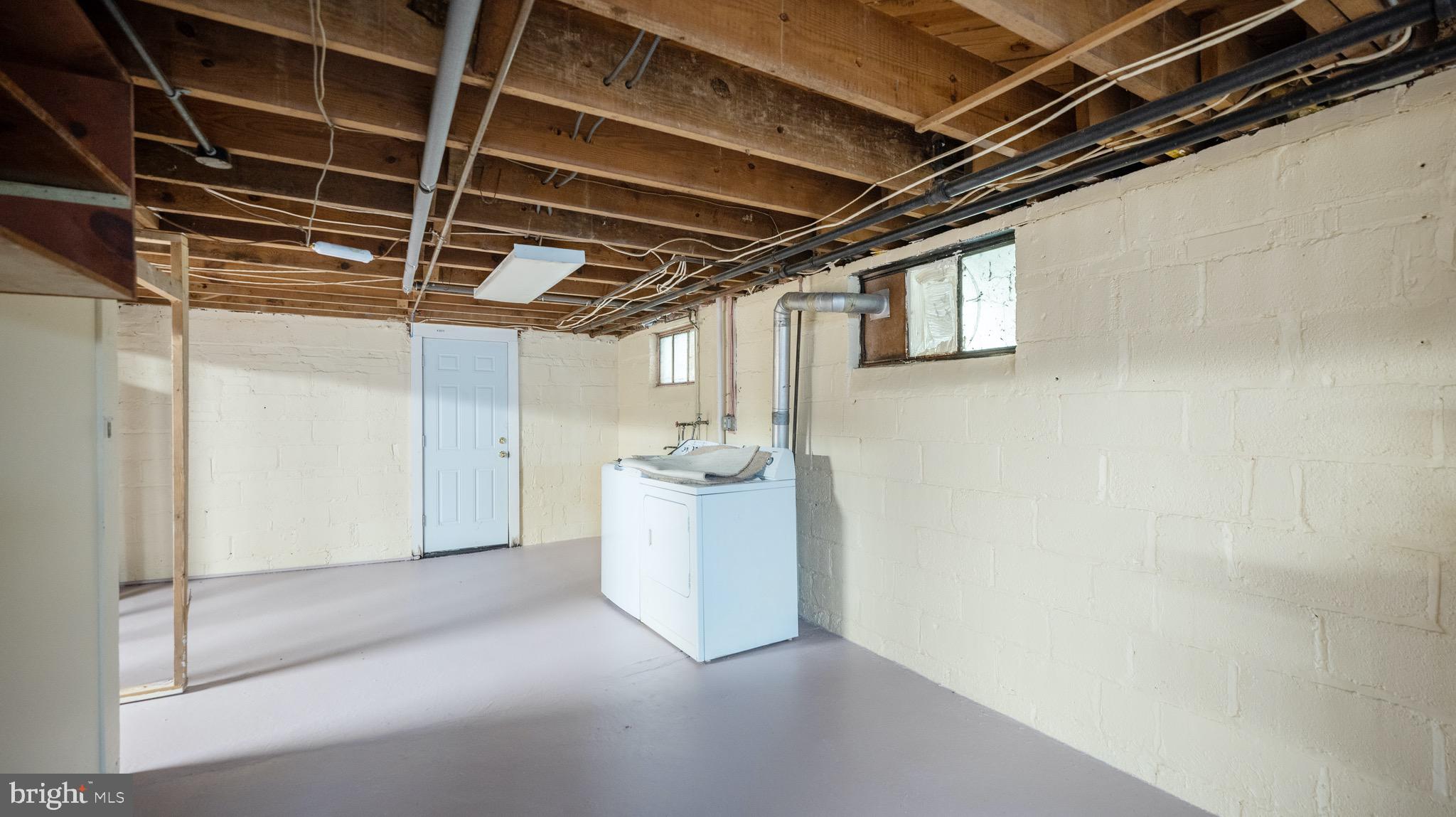 10015 Dallas Avenue Silver Spring, MD 20901 - Photo 23 of 30 Basement laundry