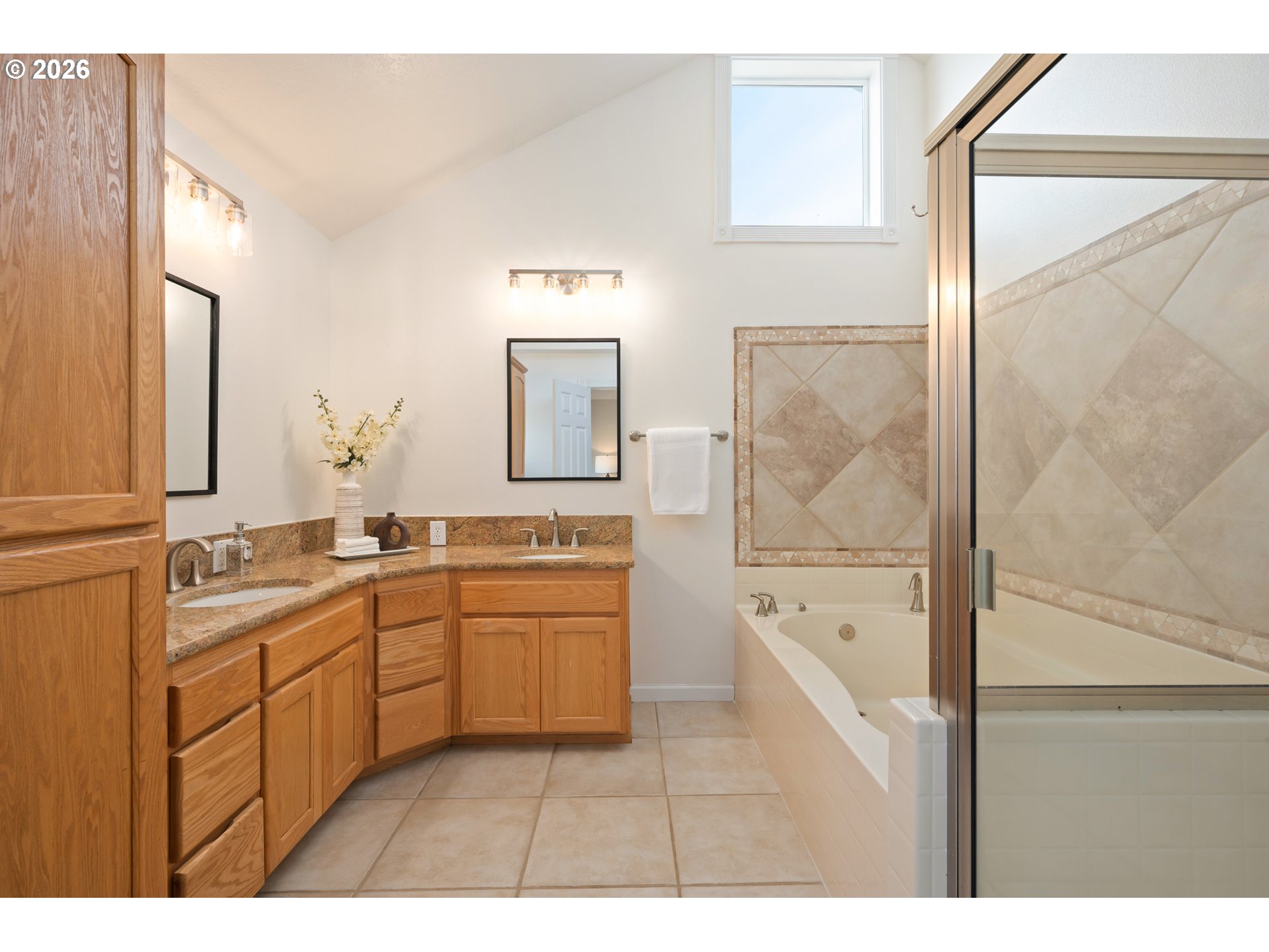 468 72nd Street Springfield, OR 97478 - Photo 24 of 46 Bathroom, Attached