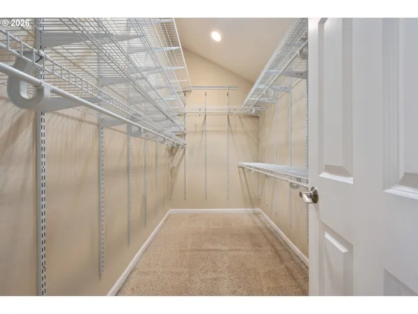 $605,000 | 468 72nd Street, Springfield, OR 97478