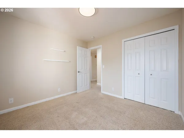 $605,000 | 468 72nd Street, Springfield, OR 97478