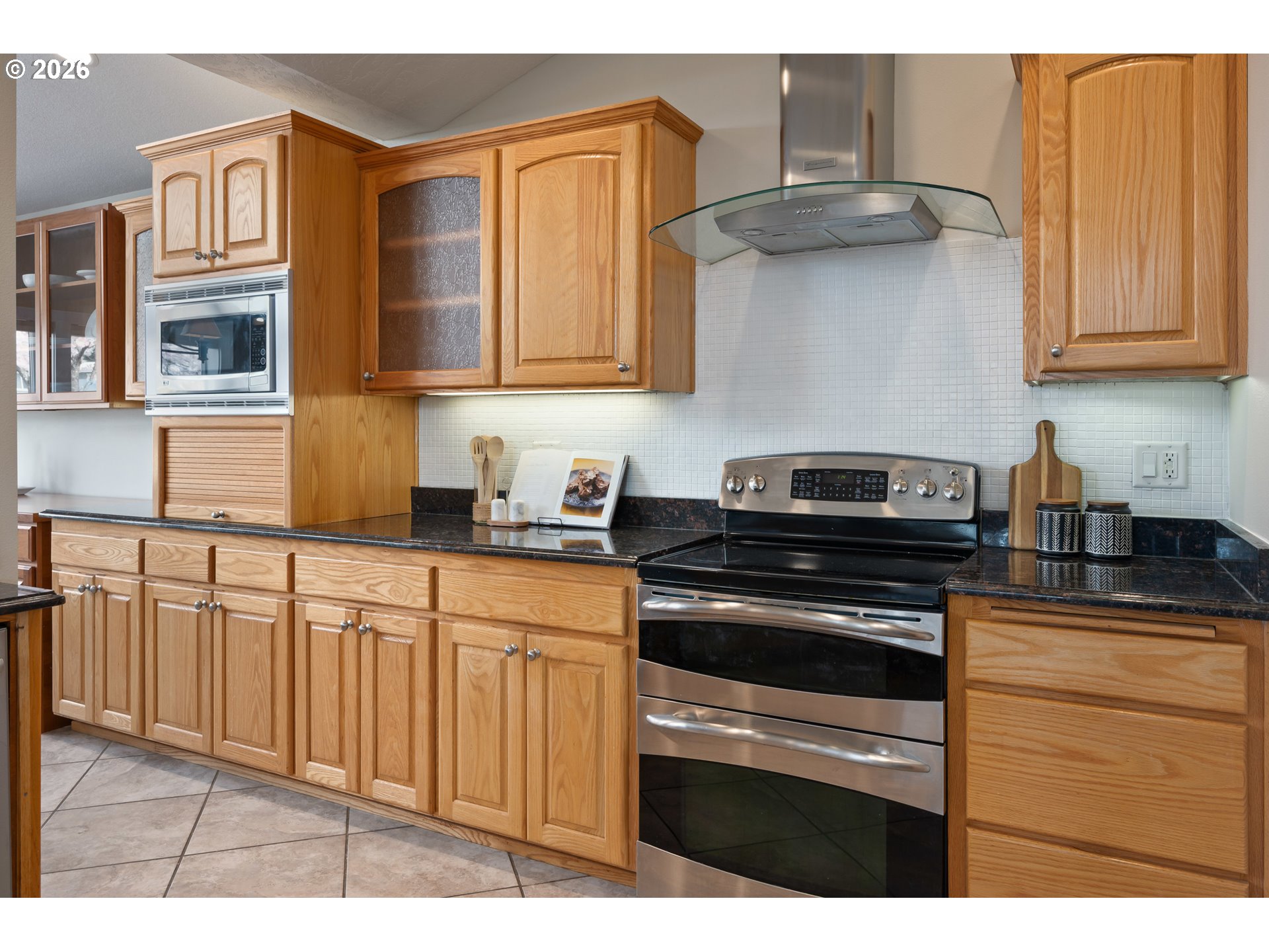 468 72nd Street Springfield, OR 97478 - Photo 9 of 46