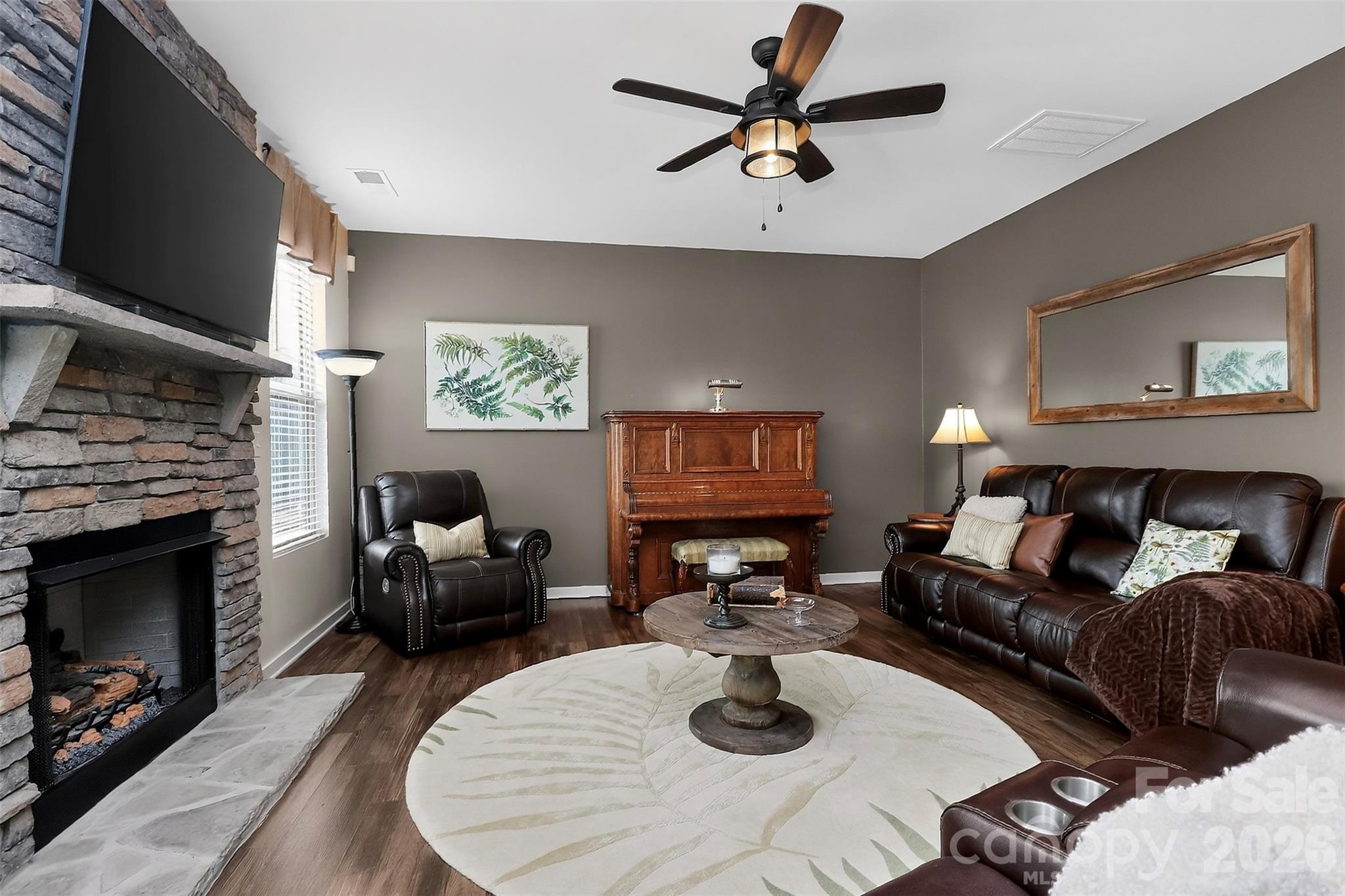 4626 Gibbons Link Road Charlotte, NC 28269 - Photo 3 of 47 Gallery Image 3