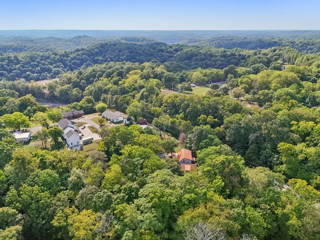 $629,000 | 140 Crawford Hill Road, Goodlettsville, TN 37072