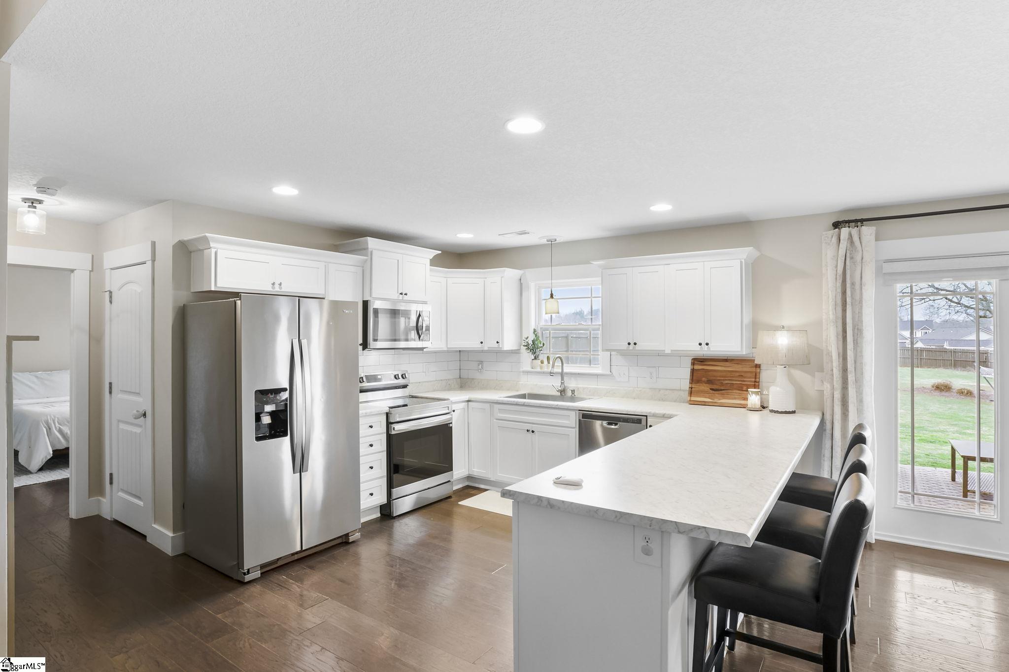 341 Mill Gin Road Campobello, SC 29322 - Photo 6 of 34