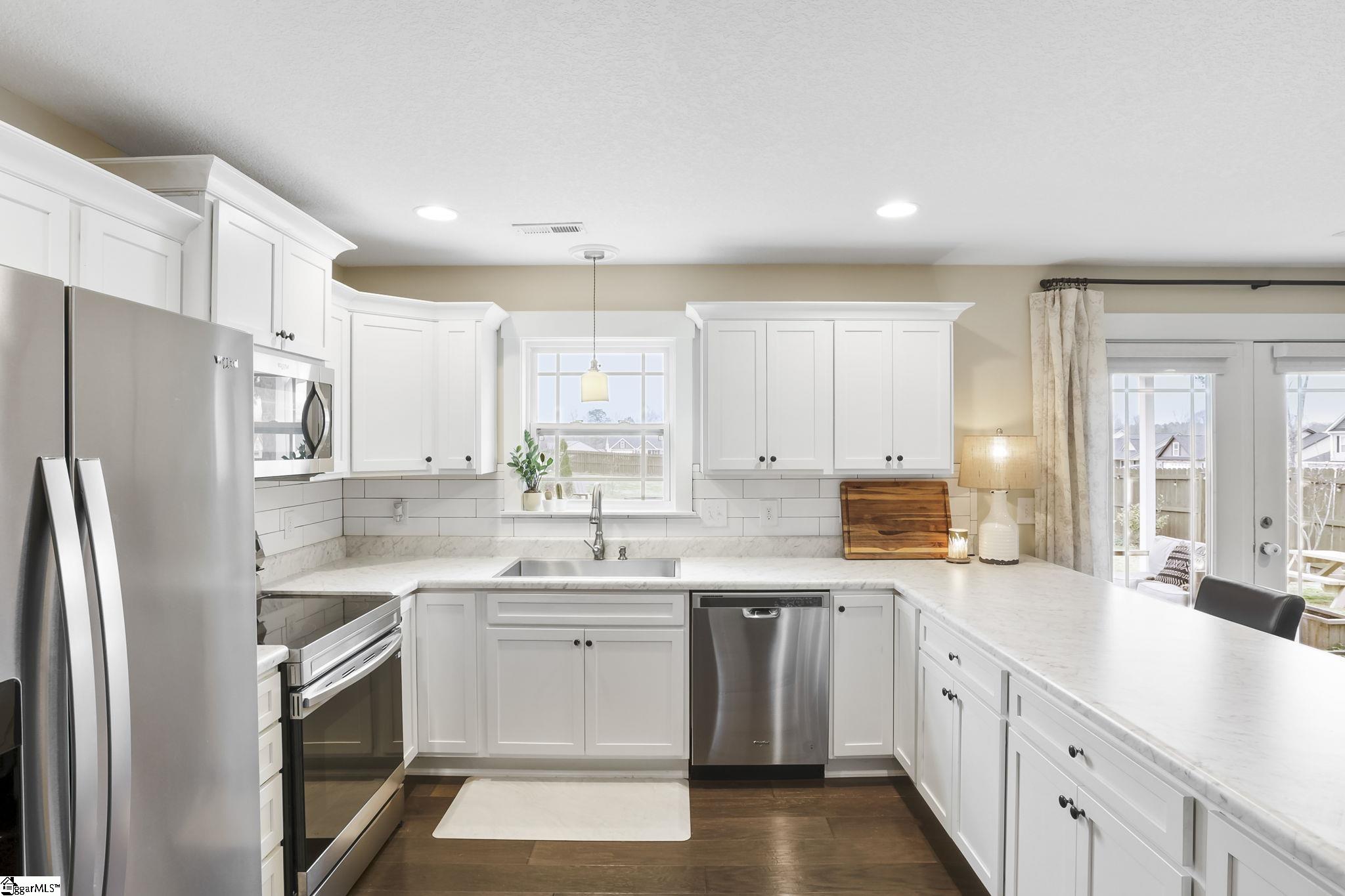 341 Mill Gin Road Campobello, SC 29322 - Photo 8 of 34