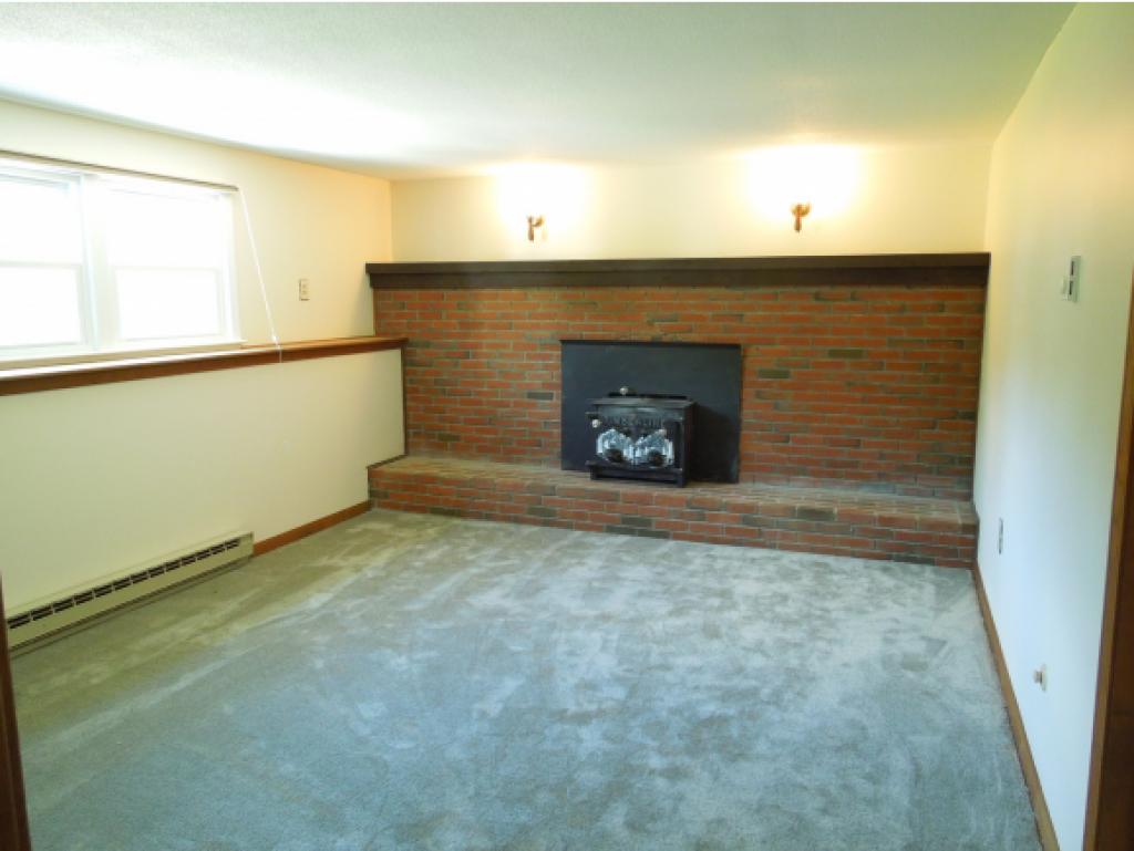 11 Hardy Road Londonderry, NH 03053 - Photo 5 of 27