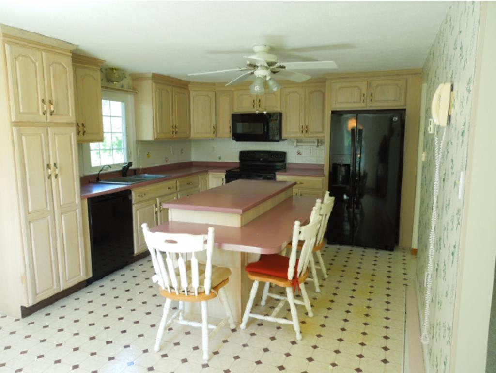 11 Hardy Road Londonderry, NH 03053 - Photo 10 of 27