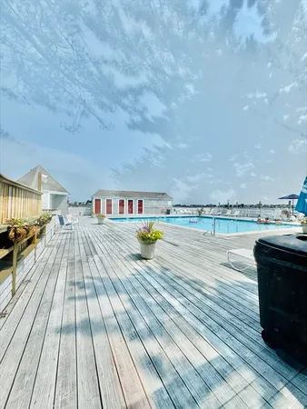 $3,900 | 12 Marina Drive, Unit 12 STUDIO, Hull, MA 02045