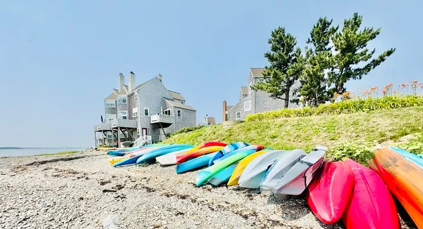 $3,900 | 12 Marina Drive, Unit 12 STUDIO, Hull, MA 02045