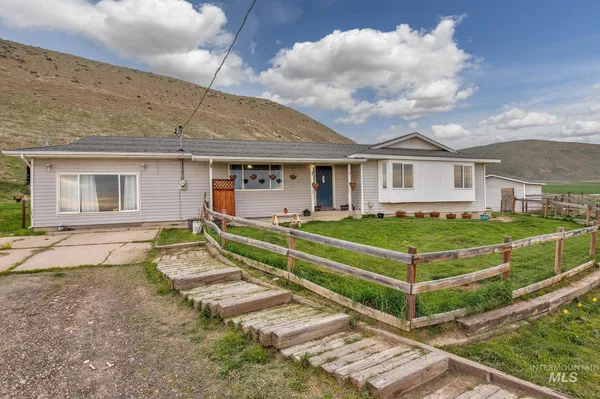 $499,000 | 1492 Weiser River Road, Weiser, ID 83672