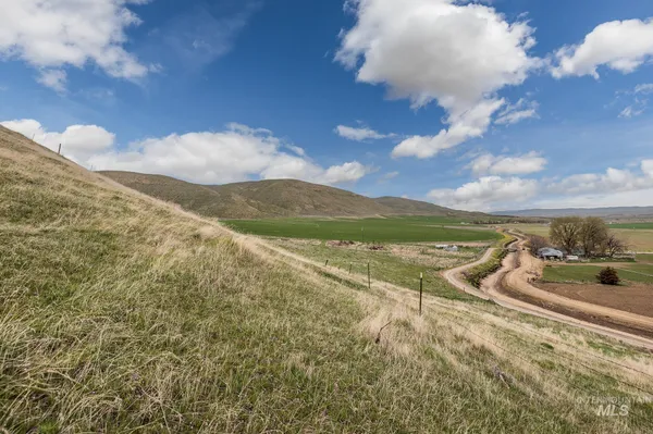 $499,000 | 1492 Weiser River Road, Weiser, ID 83672