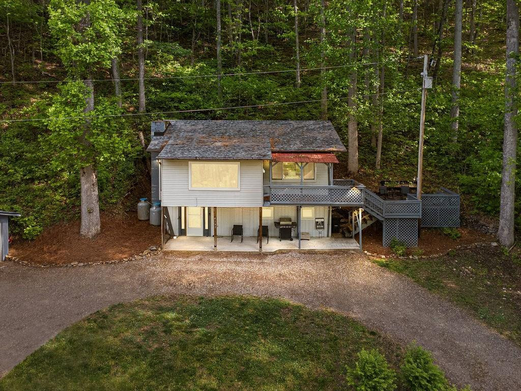 4187 West Old Murphy Road Franklin, NC 28734 - Photo 2 of 54