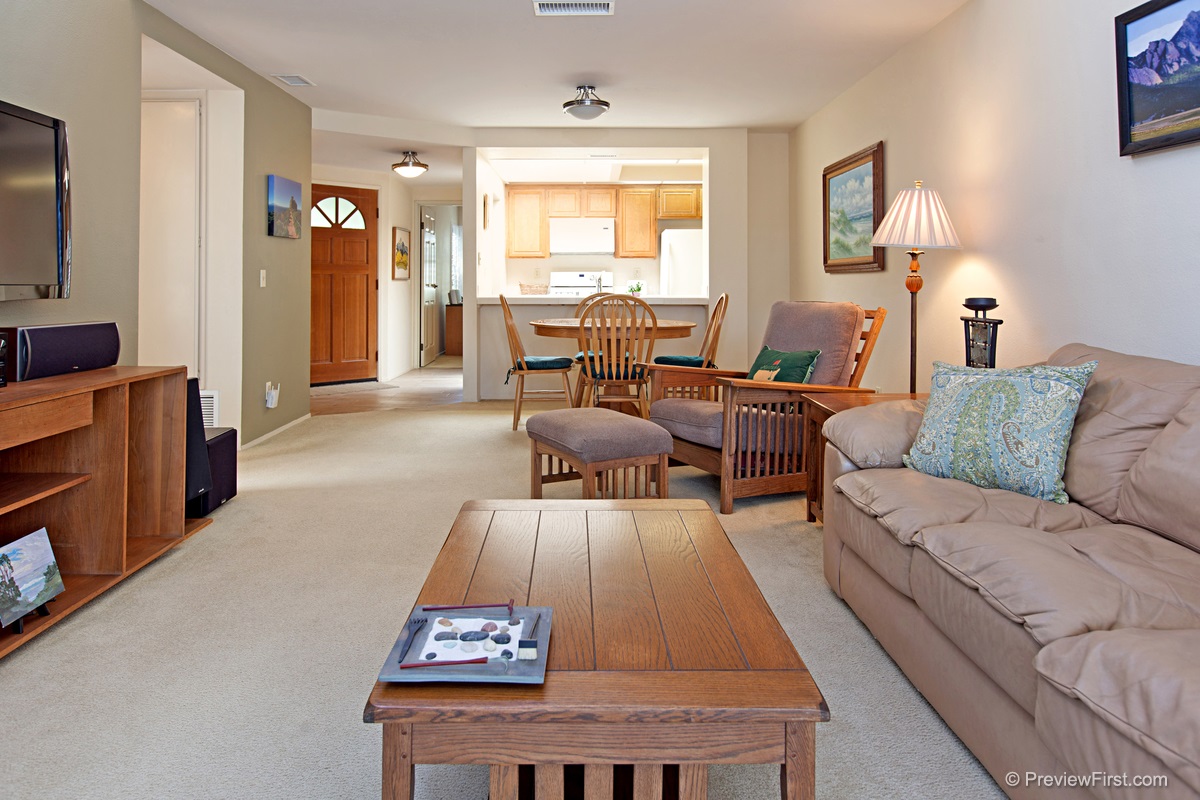 6948 Sandpiper Place Carlsbad, CA 92009 - Photo 5 of 15