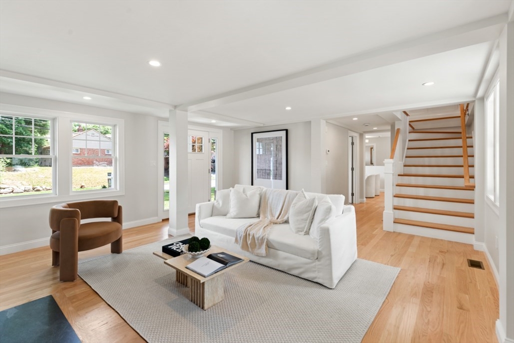6 Longbow Road Lynnfield, MA 01940 - Photo 11 of 36
