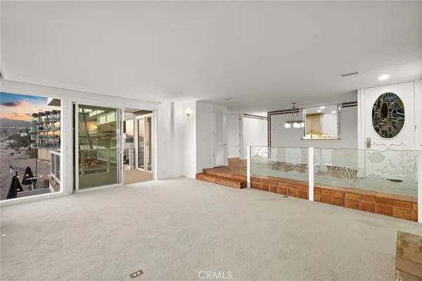 $5,100,000 | 647 Sleepy Hollow Lane, Laguna Beach, CA 92651