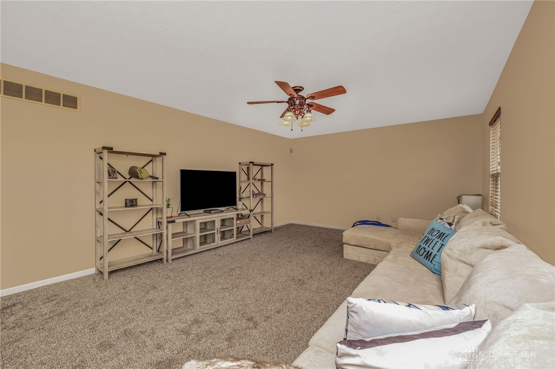 115 Keevers Point Springboro, OH 45066 - Photo 17 of 52 Gallery Image 17