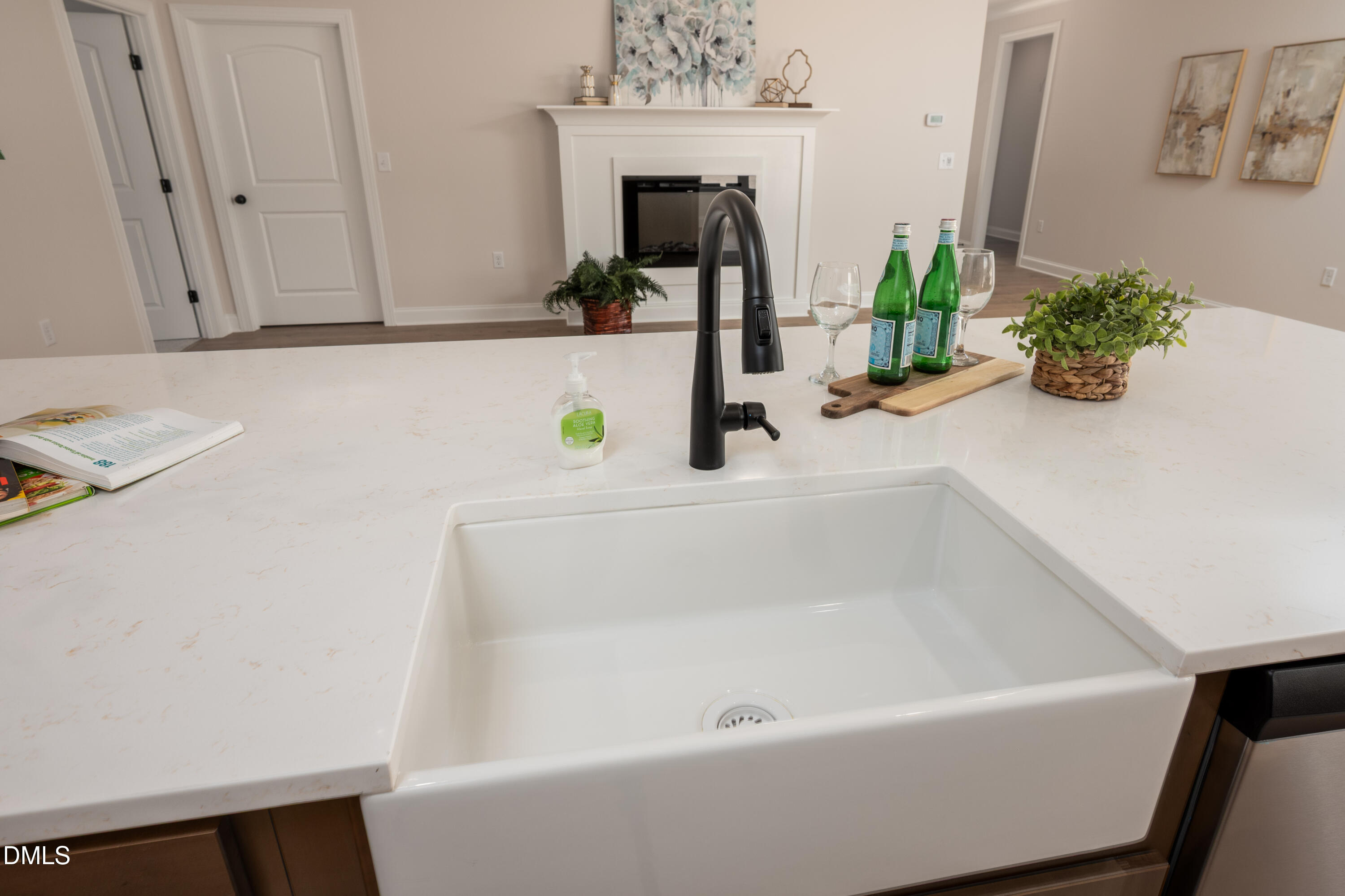 2275 Peachtree Hills Road Spring Hope, NC 27882 - Photo 16 of 43 a bathroom with a tub sink and mirror