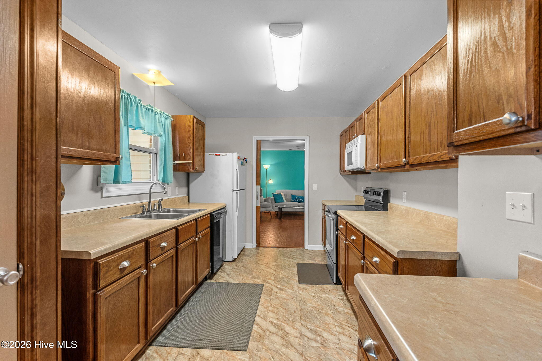 1035 High Point Avenue Southwest Calabash, NC 28467 - Photo 18 of 62 kitchen