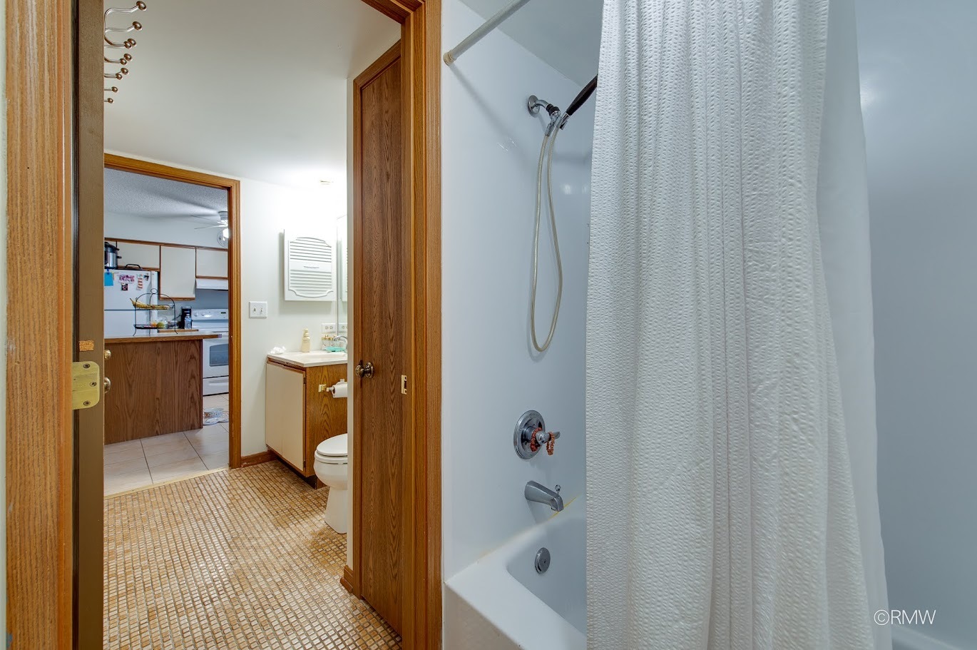 710 Briar Hill Lane, Unit 5 Addison, IL 60101 - Photo 11 of 22