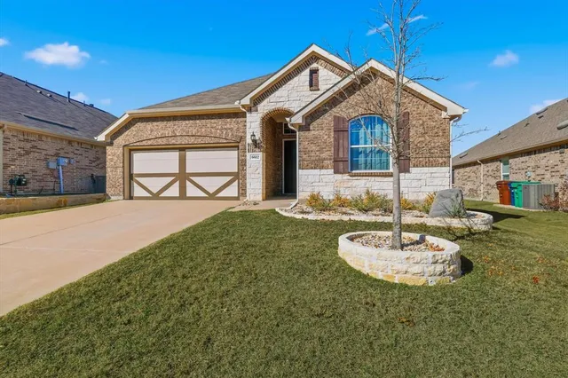 $389,900 | 6612 Cedarhurst Court, Denton, TX 76226