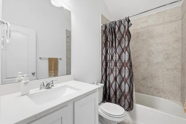 $389,900 | 6612 Cedarhurst Court, Denton, TX 76226