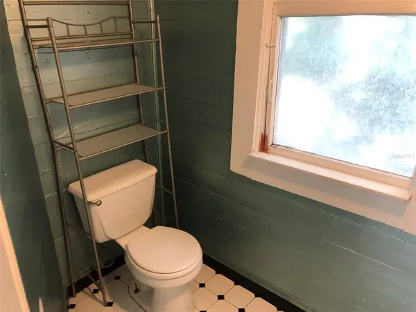 $1,950 | 310 West Genesee Street, Tampa, FL 33603