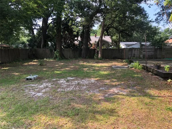 $1,950 | 310 West Genesee Street, Tampa, FL 33603