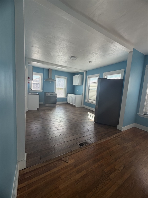 16 Estes Street, Unit 1 Lynn, MA 01902 - Photo 3 of 6