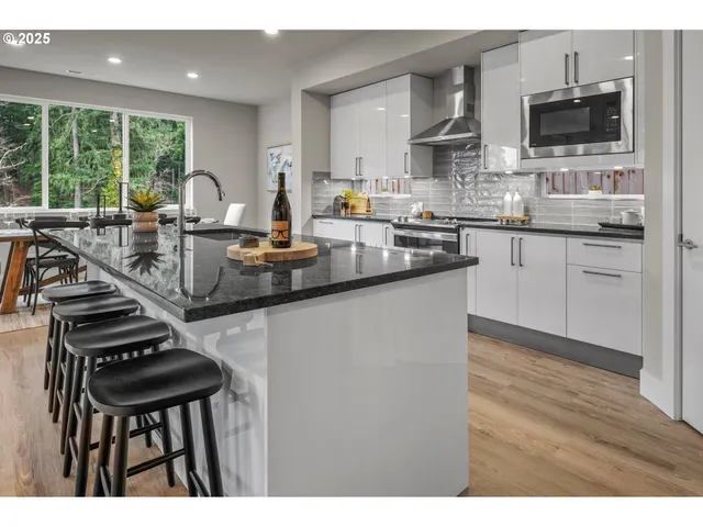 $829,990 | 24458 Southwest Robin Hood Place, Sherwood, OR 97140