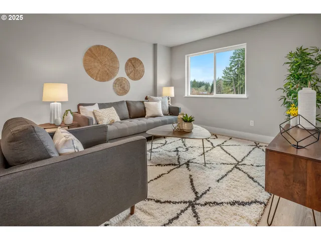 $829,990 | 24458 Southwest Robin Hood Place, Sherwood, OR 97140