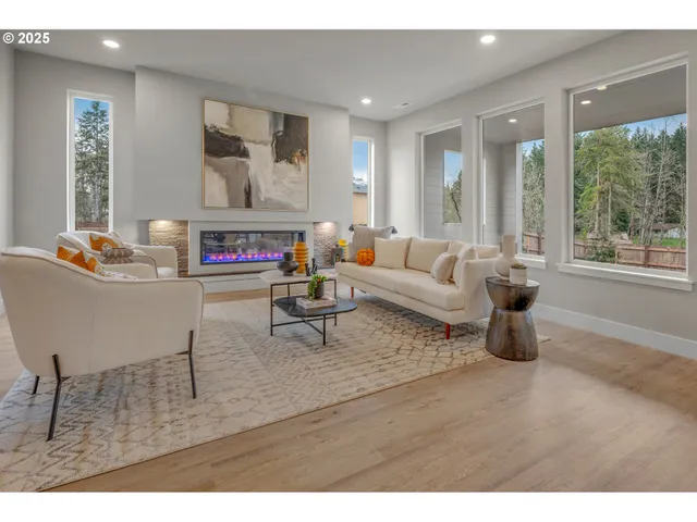 $829,990 | 24458 Southwest Robin Hood Place, Sherwood, OR 97140