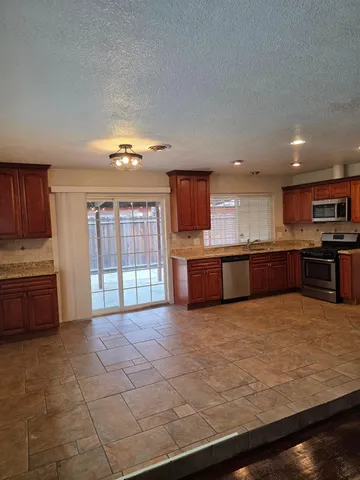 $419,000 | 1624 Falmouth Way, Modesto, CA 95355