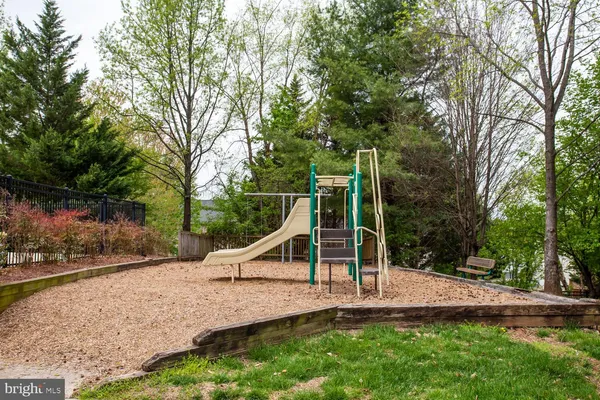 $1,275,000 | 47265 Middle Bluff Place, Sterling, VA 20165