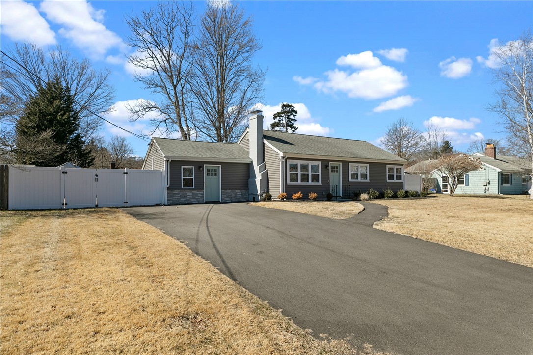 7 Congress Road Barrington, RI 02806 - Photo 2 of 44