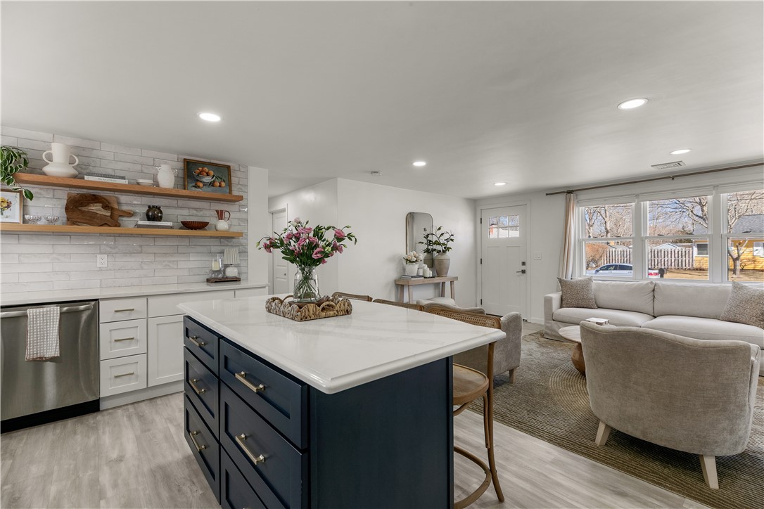 7 Congress Road Barrington, RI 02806 - Photo 23 of 44