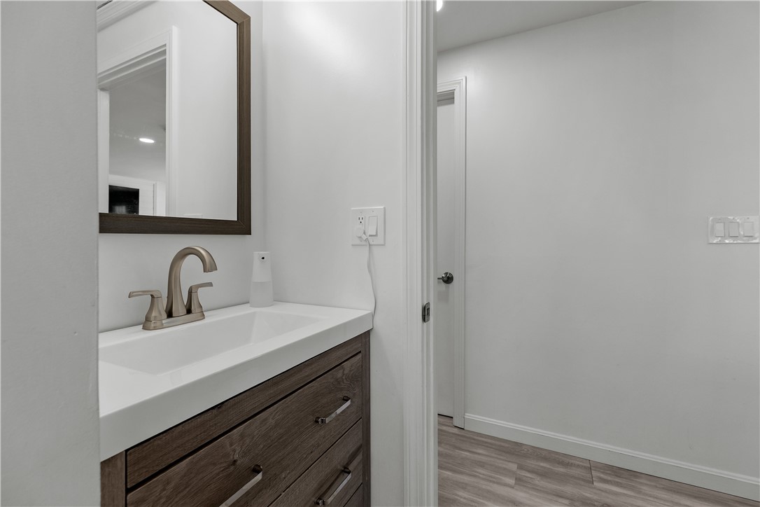 7 Congress Road Barrington, RI 02806 - Photo 36 of 44