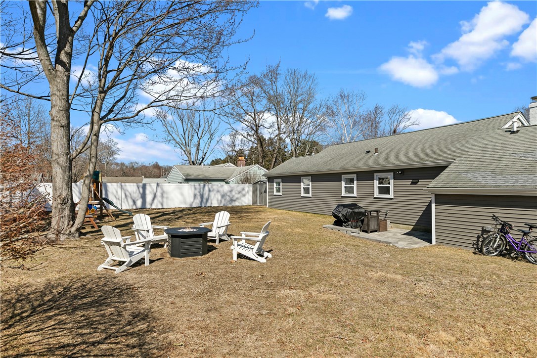 7 Congress Road Barrington, RI 02806 - Photo 41 of 44