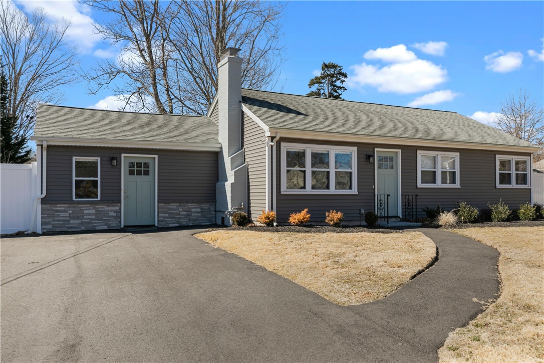 7 Congress Road Barrington, RI 02806 - Photo 5 of 44