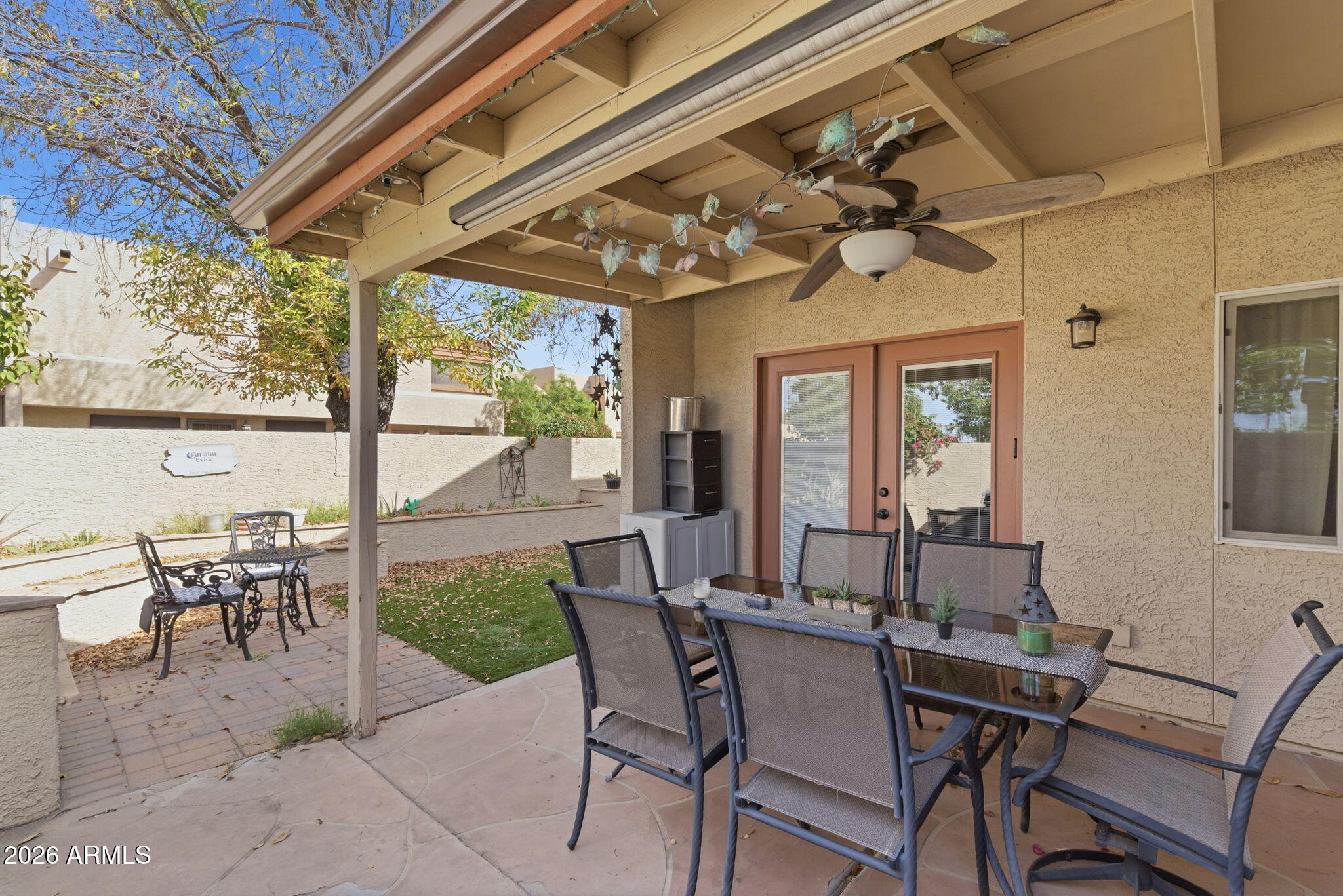 4218 West Boca Raton Road Phoenix, AZ 85053 - Photo 21 of 27 a view of a dining room with furniture window and outside view