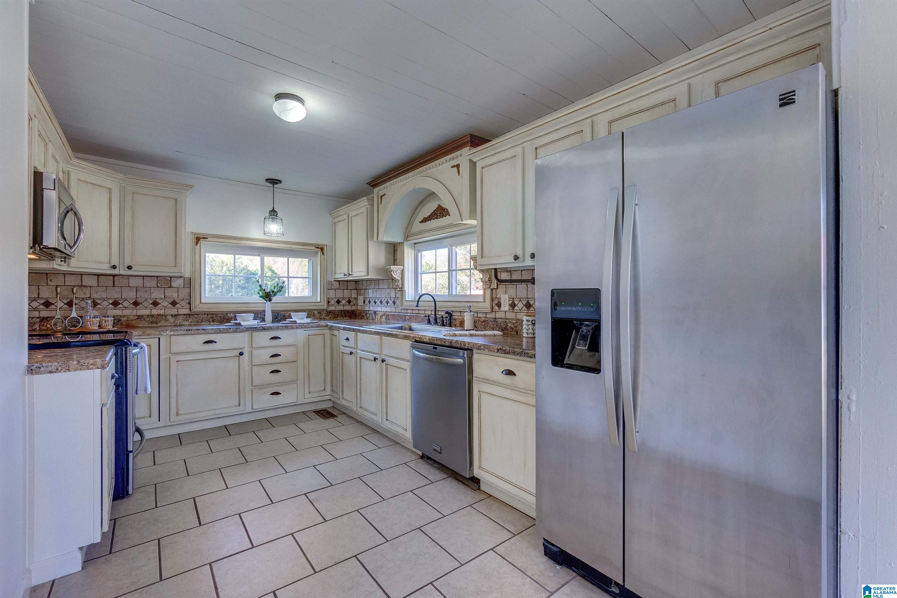 1207 County Road 153 Jemison, AL 35085 - Photo 22 of 54