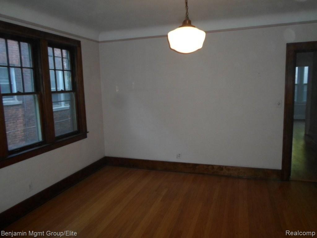 978 Nottingham Road Grosse Pointe, MI 48230 - Photo 11 of 15 DINING