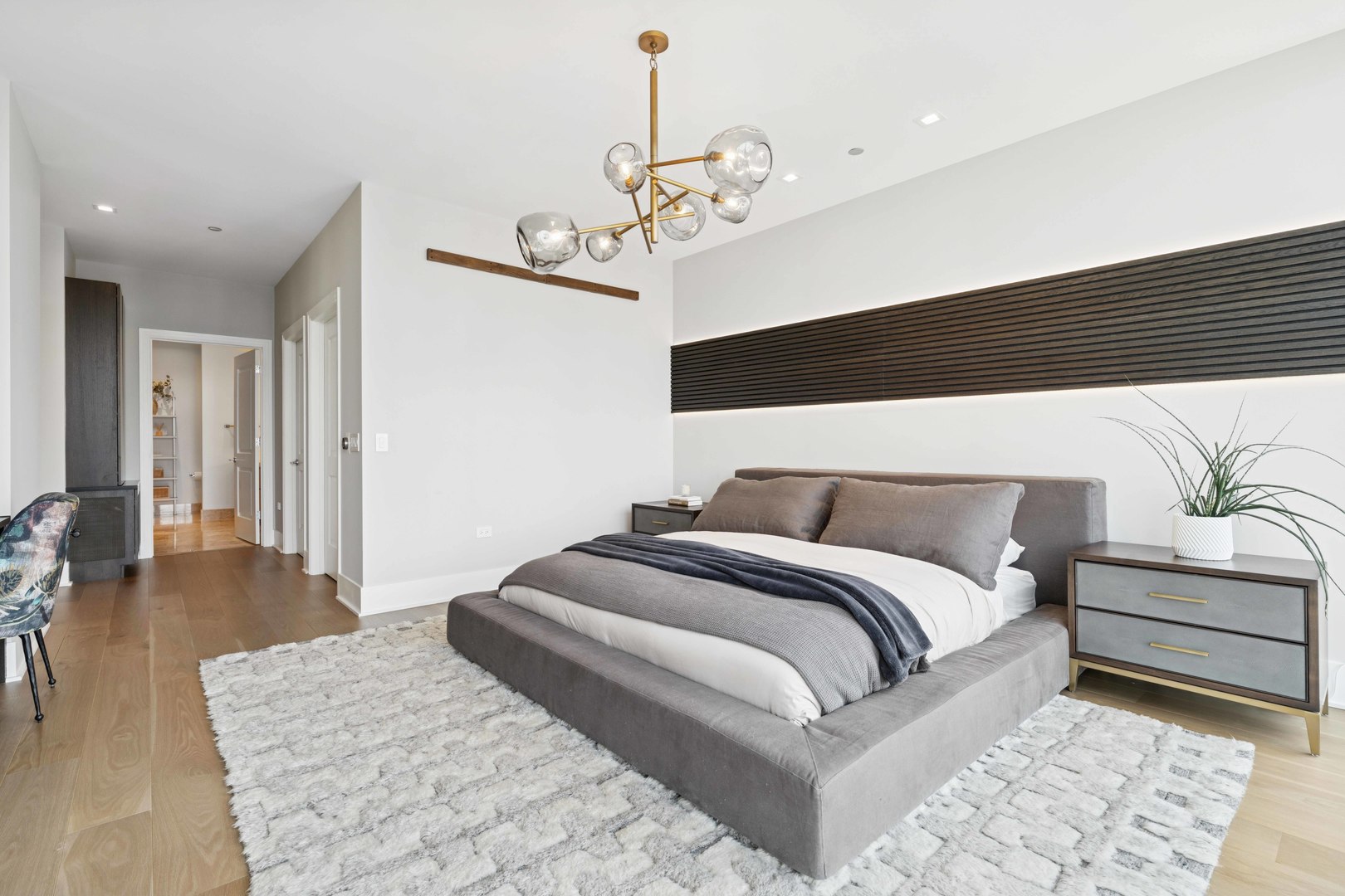 363 East Wacker Drive, Unit 2606 Chicago, IL 60601 - Photo 29 of 68