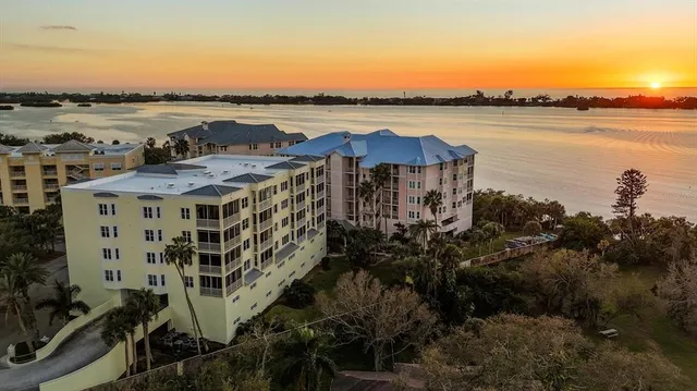 $710,000 | 232 Hidden Bay Drive, Unit 303, Osprey, FL 34229