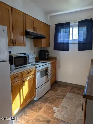 $1,100 | 6659 Highway 32, Unit A, Westerlo, NY 12083